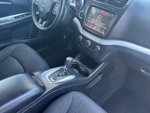 Used 2019 Dodge Journey SE AWD/4WD image 18