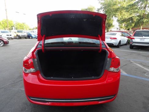 Used 2015 Chevrolet Cruze LTZ w/ Sun, Sound and Sport Package FWD image 12