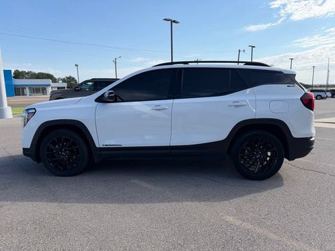 Used 2023 GMC Terrain SLT w/ Elevation Edition FWD image 6