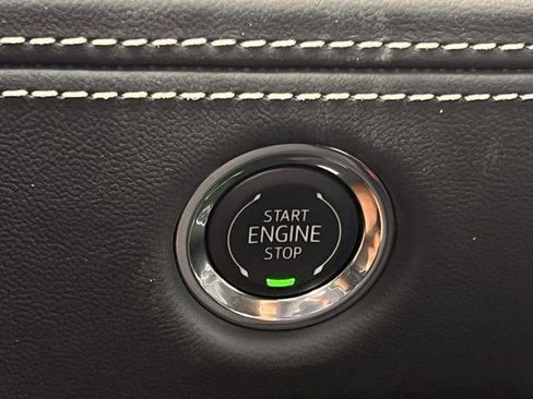 New 2026 Cadillac Escalade V w/ LPO, ONYX Package AWD/4WD image 18