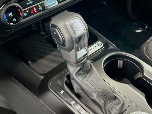 New 2025 Ford Bronco Outer Banks image 10