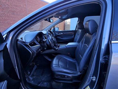 Used 2019 Buick Enclave Premium image 12