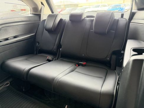 Used 2025 Honda Odyssey Elite image 16