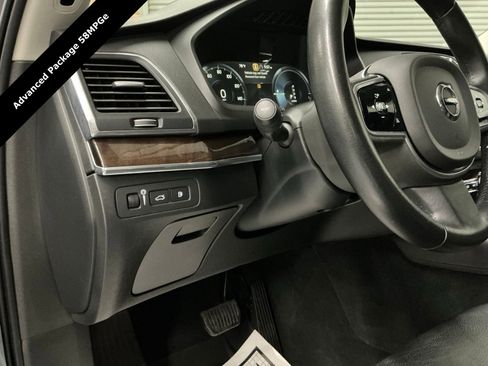 Used 2019 Volvo XC90 T8 Momentum w/ Advanced Package image 23