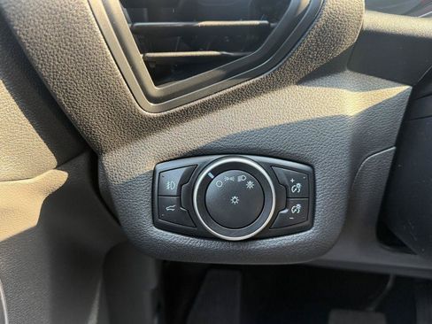 Used 2017 Ford Escape SE FWD image 12