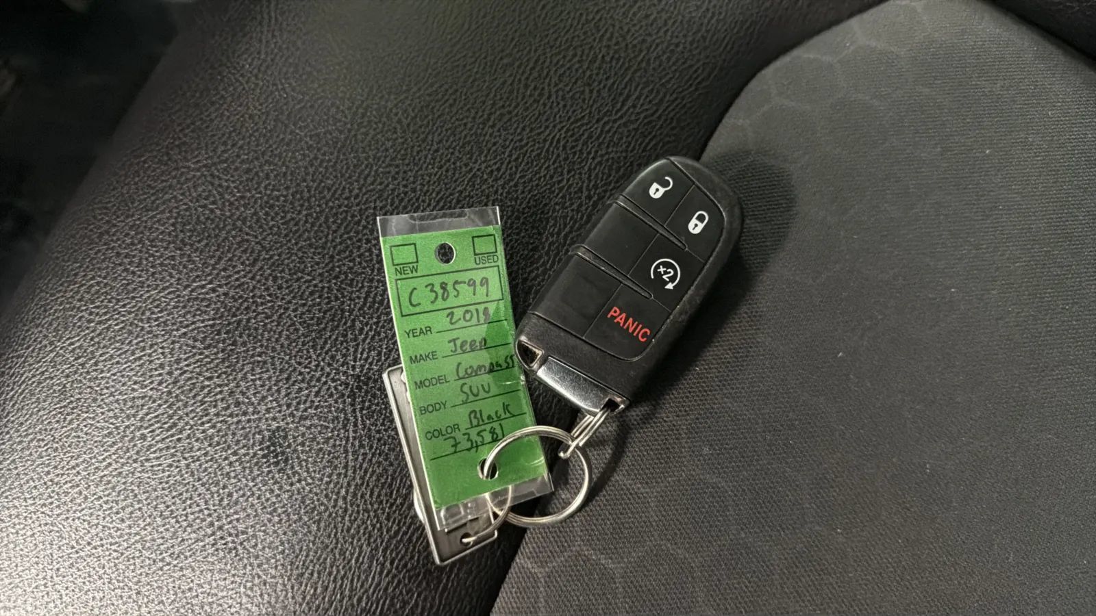 Used 2018 Jeep Compass Latitude w/ Popular Equipment Group FWD image 29