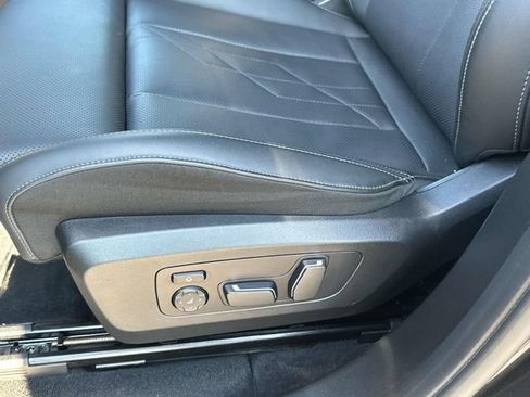 Used 2025 BMW X3 xDrive30i AWD/4WD image 22