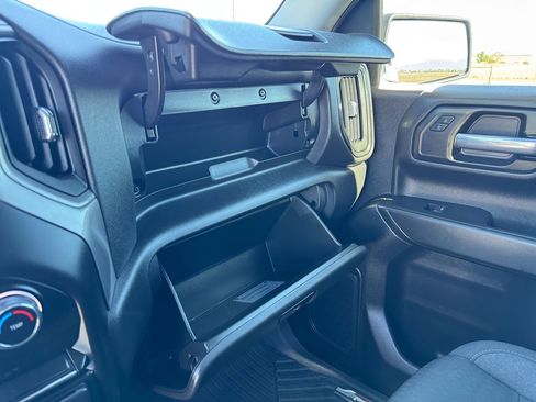 Used 2023 Chevrolet Silverado 1500 Custom image 47