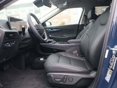 New 2025 Kia EV6 Wind AWD/4WD image 13