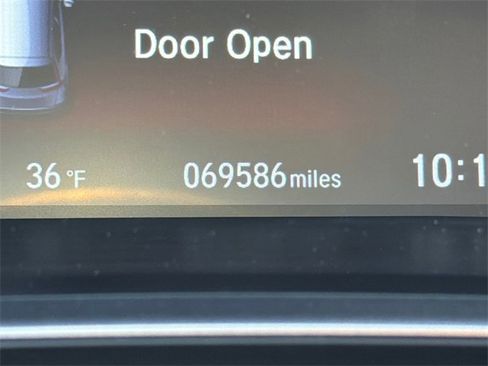 Used 2020 Honda CR-V Touring image 28