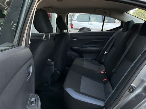 Used 2025 Nissan Versa SV FWD image 11