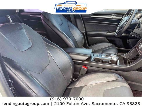 Used 2017 Ford Fusion Energi Titanium FWD image 15