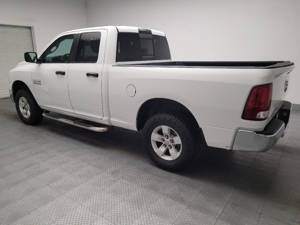 Used 2016 RAM 1500 Classic SLT AWD/4WD image 3