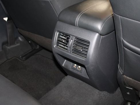 Used 2024 Nissan Altima 2.5 SL image 32