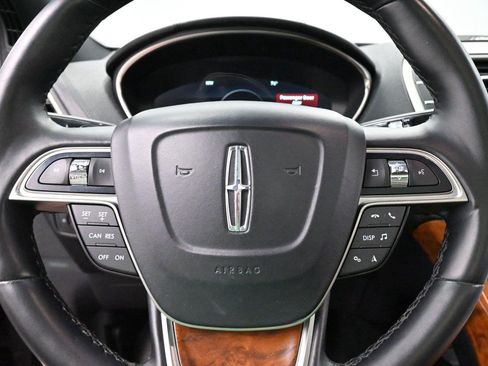 Used 2020 Lincoln Nautilus Reserve AWD/4WD image 20