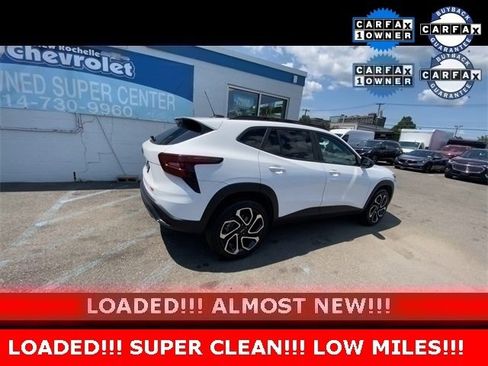 Certified 2024 Chevrolet Trax RS w/ Sunroof Package image 9