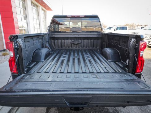 Used 2021 Chevrolet Silverado 3500 LTZ w/ LTZ Convenience Package AWD/4WD image 5