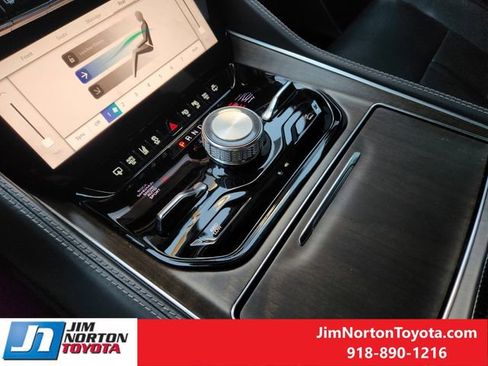 Used 2022 Jeep Grand Wagoneer Series II image 20