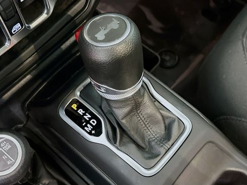 Used 2023 Jeep Wrangler Unlimited w/ Convenience Group AWD/4WD image 23