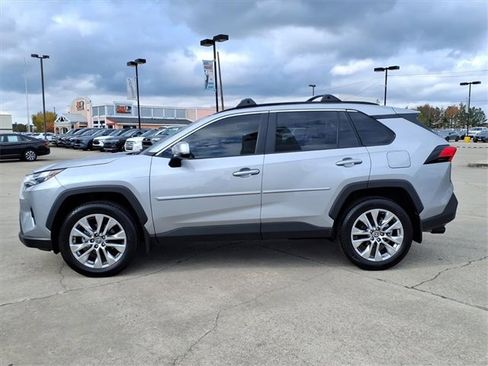 Certified 2025 Toyota RAV4 XLE Premium image 2