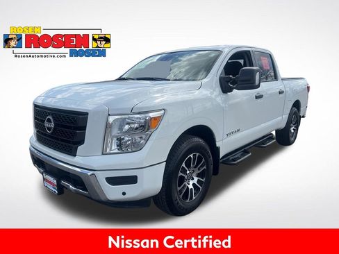 Used 2024 Nissan Titan SV w/ SV Convenience Package image 1
