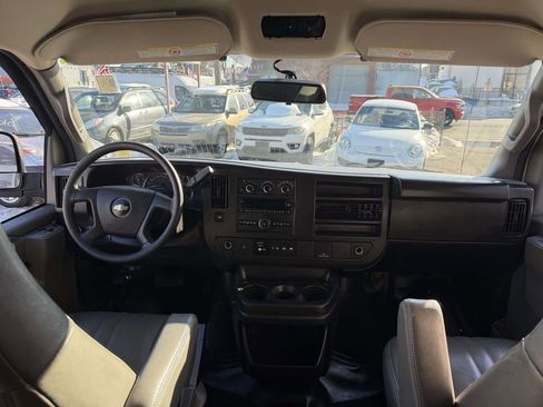 Used 2022 Chevrolet Express 2500 LS RWD image 16