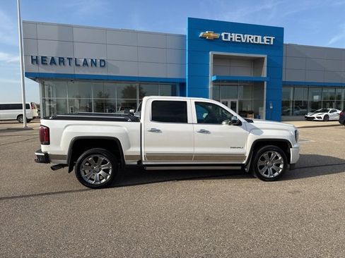 Used 2017 GMC Sierra 1500 Denali w/ Denali Ultimate Package image 7
