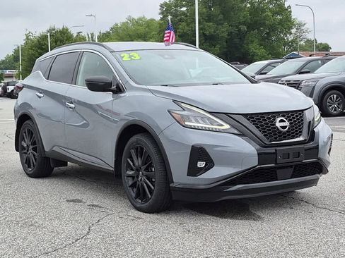 Used 2023 Nissan Murano SV w/ SV Midnight Edition Package AWD/4WD image 2
