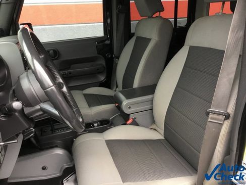 Used 2010 Jeep Wrangler Unlimited Sport image 16