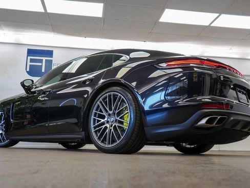 Used 2023 Porsche Panamera Turbo S image 32