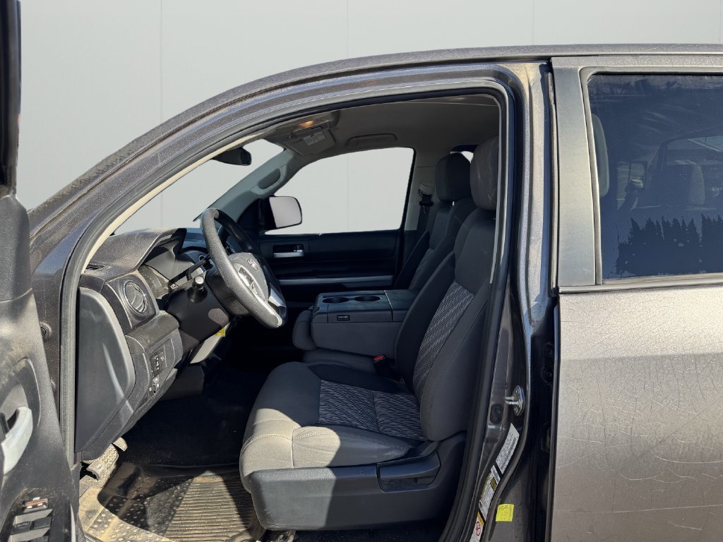 Used 2018 Toyota Tundra SR5 w/ TRD Off Road Package AWD/4WD image 9