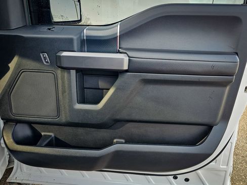 Used 2019 Ford F150 XLT w/ Equipment Group 302A Luxury image 40