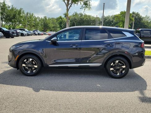 Used 2026 Kia Sportage LX FWD image 9