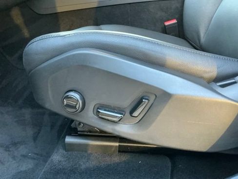 Certified 2024 Volvo XC60 B5 Core w/ Protection Package Premier AWD/4WD image 11