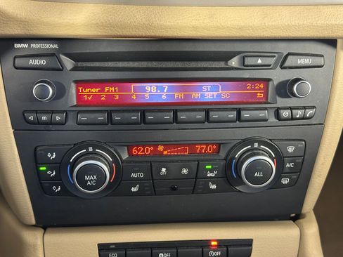 Used 2015 BMW X1 sDrive28i image 25