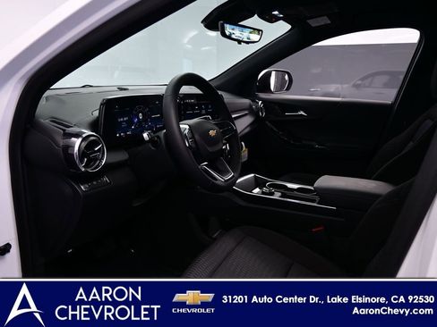 New 2026 Chevrolet Equinox LT w/ Safety and Technology Package image 7