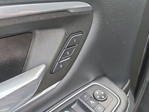 Used 2022 RAM 1500 Laramie image 37