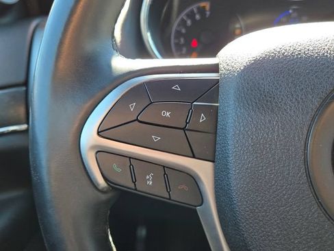 Used 2018 Jeep Grand Cherokee Limited AWD/4WD image 22