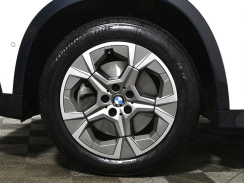 Certified 2023 BMW X1 xDrive28i image 12