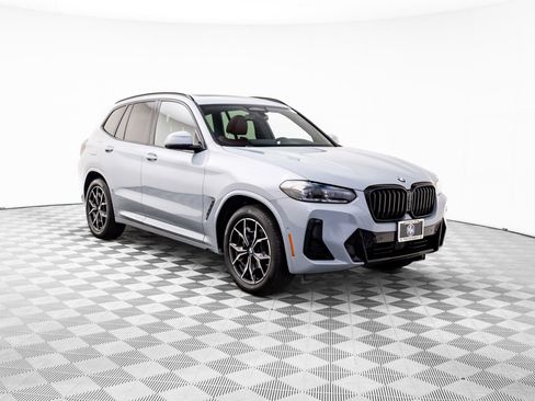 Certified 2024 BMW X3 xDrive30i w/ Premium Package w/ZPA image 7