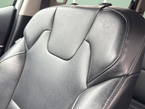 Used 2023 Kia Telluride LX image 46