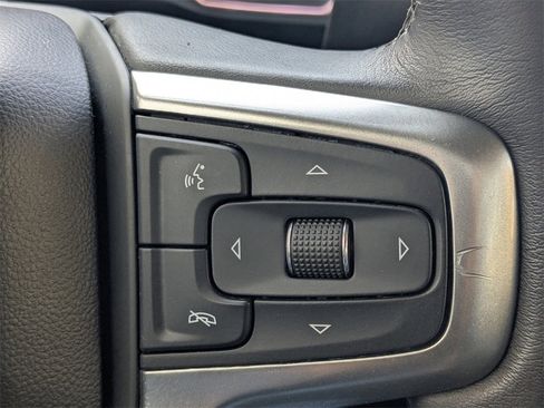 Used 2020 Chevrolet Silverado 1500 LT image 25