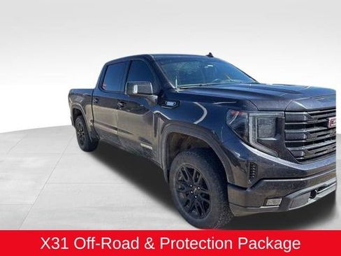 Used 2022 GMC Sierra 1500 Elevation w/ Elevation Premium Package image 6
