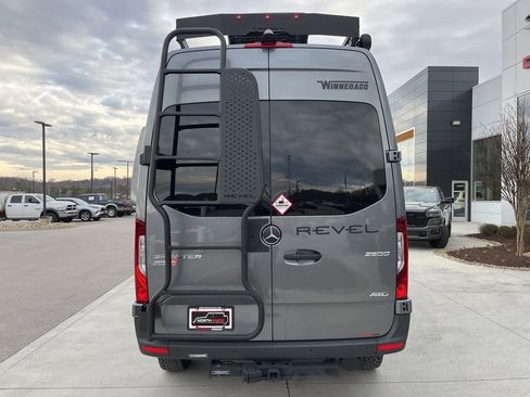 Used 2023 Mercedes-Benz Sprinter 144 Cargo image 23