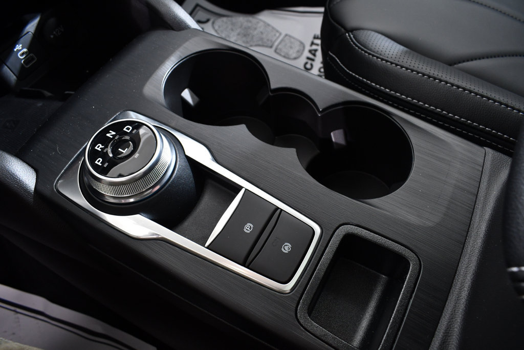 New 2025 Ford Escape SE w/ PHEV Premium Package FWD image 32