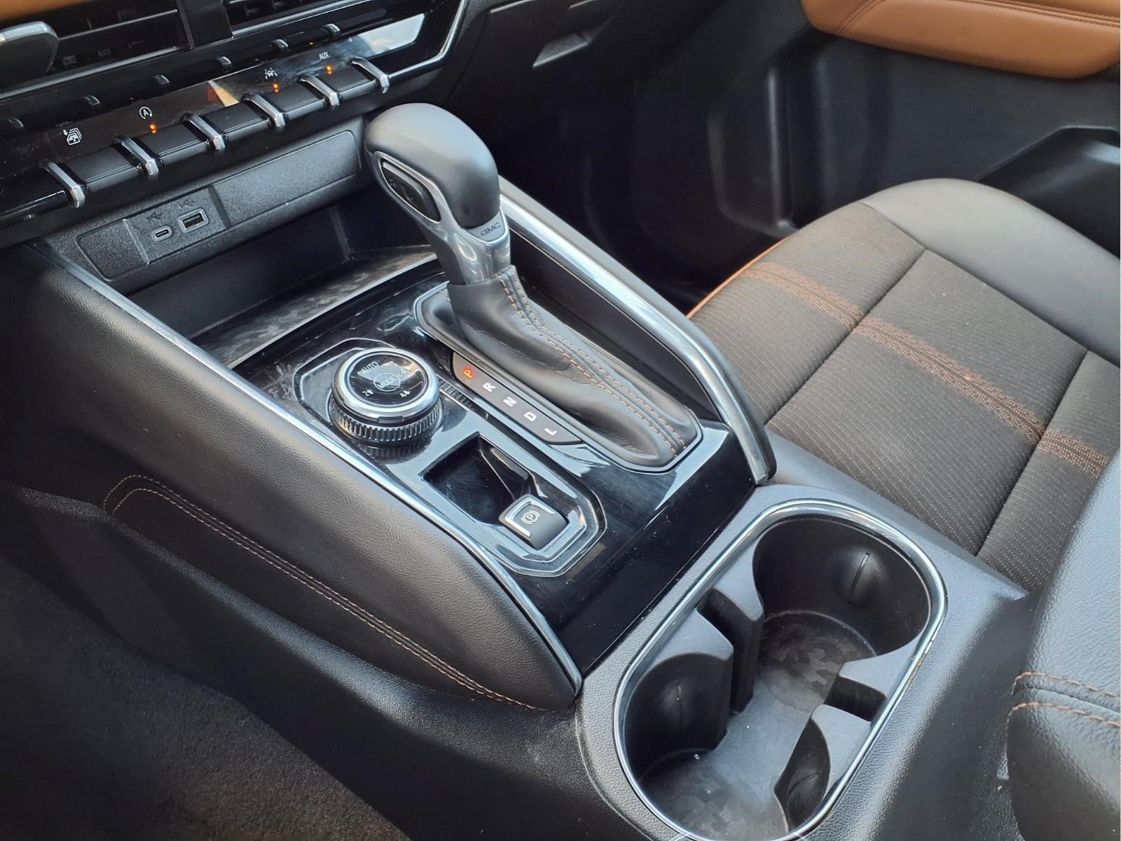 Used 2026 GMC Canyon AT4 AWD/4WD image 12