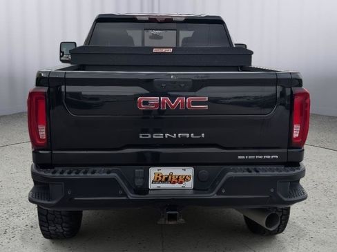 Used 2023 GMC Sierra 2500 Denali w/ Denali Black Diamond Edition AWD/4WD image 5