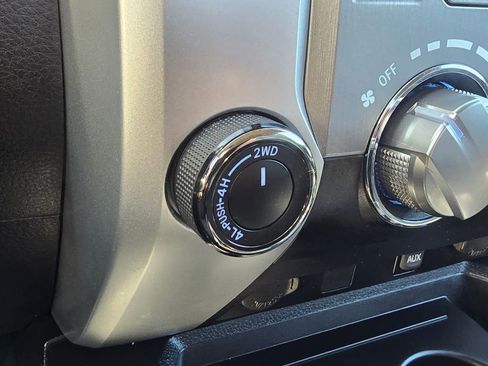 Used 2018 Toyota Tundra SR5 w/ TRD Off Road Package AWD/4WD image 24