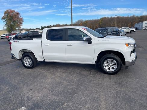 Certified 2025 Chevrolet Silverado 1500 LT w/ Convenience Package II image 12