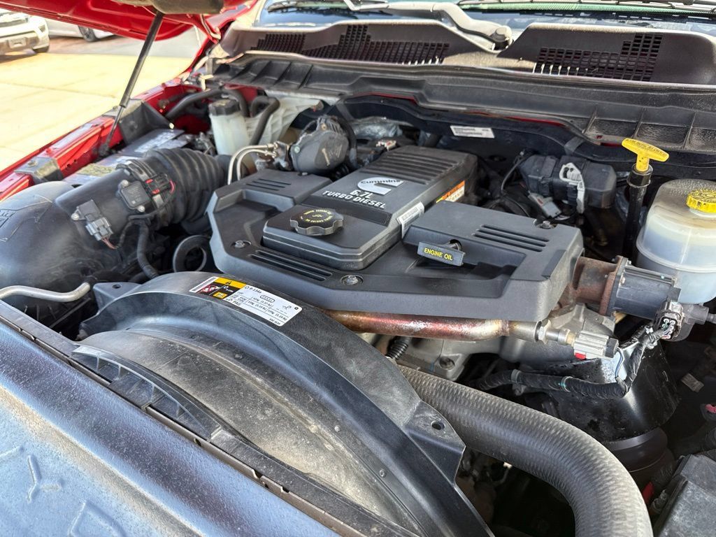 Used 2015 RAM 3500 Laramie AWD/4WD image 47